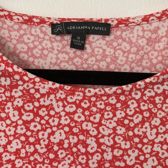 Adrianna Papell Red Floral Print Ruffle Short Sleeve Top size medium - Picture 4 of 7